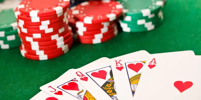 Kh&aacute;i qu&aacute;t về Poker v&agrave; hướng dẫn c&aacute;ch chơi cơ bản